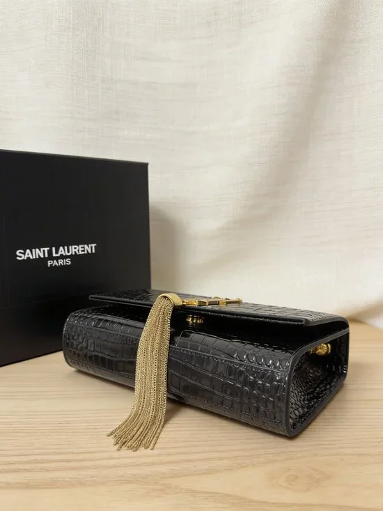 Saint Laurent Kate Medium Tassel - Picture 7 of 8